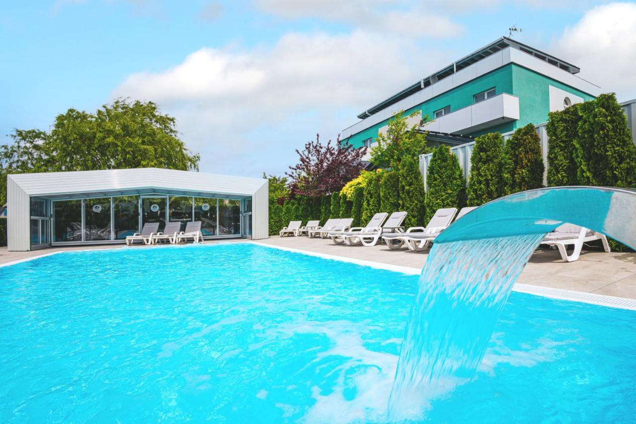 Hotel Osrodek Sea Star Premium à Sarbinowo Extérieur photo