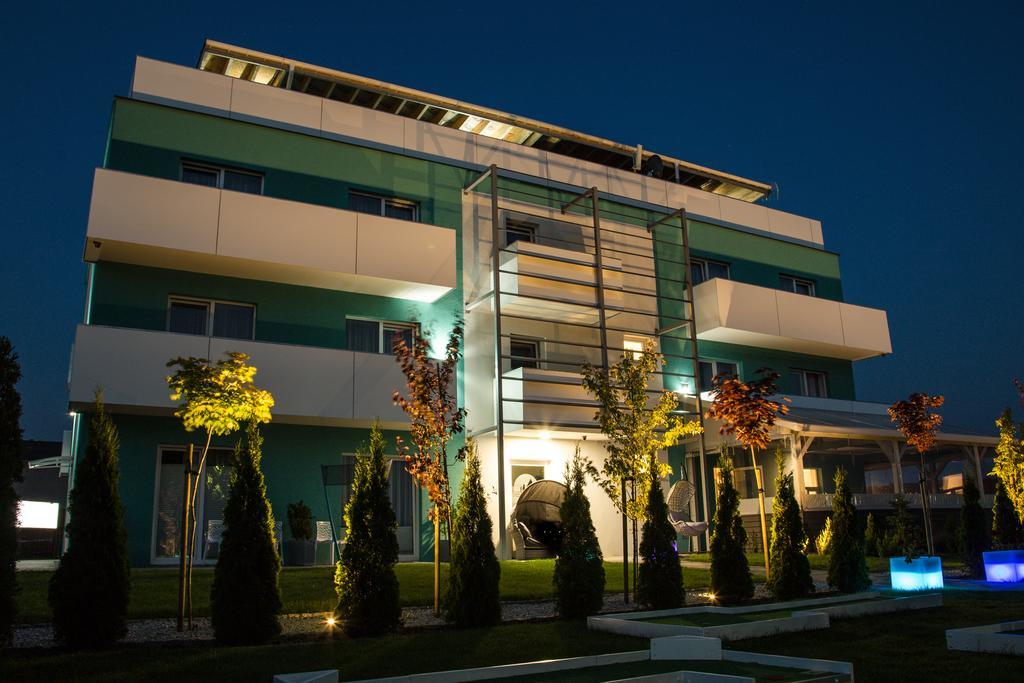 Hotel Osrodek Sea Star Premium à Sarbinowo Extérieur photo